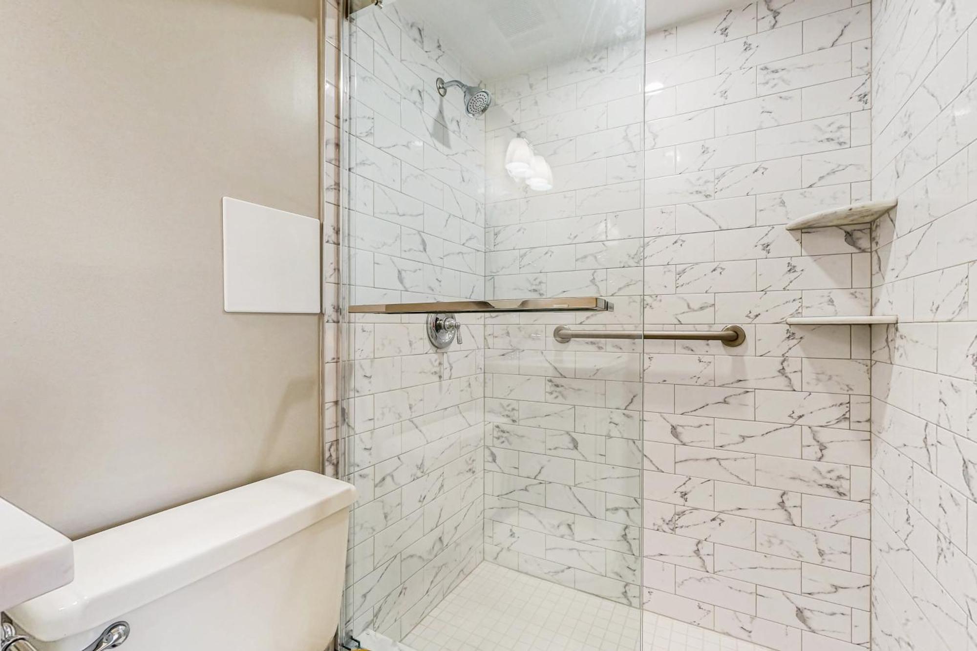 Wight Bay Apartment โอเชียนซิตี้ ภายนอก รูปภาพ