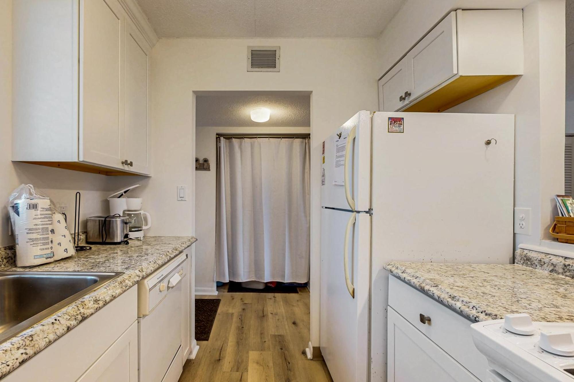 Wight Bay Apartment โอเชียนซิตี้ ภายนอก รูปภาพ